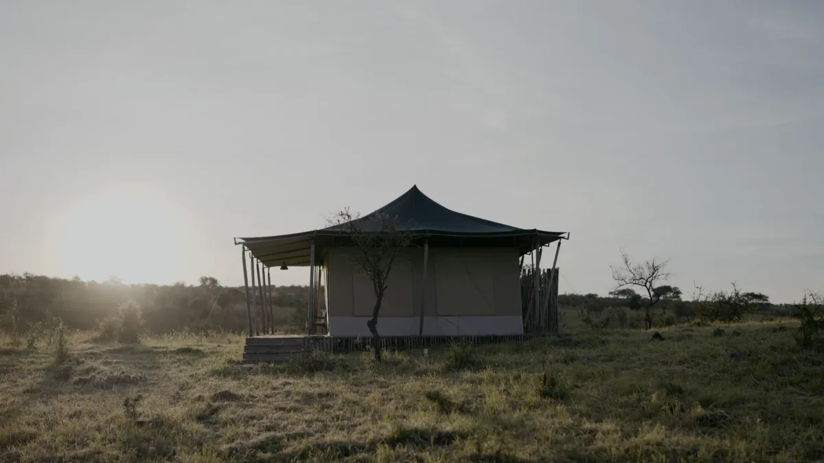 A tented suite at Jackals Lair in the open grassland
